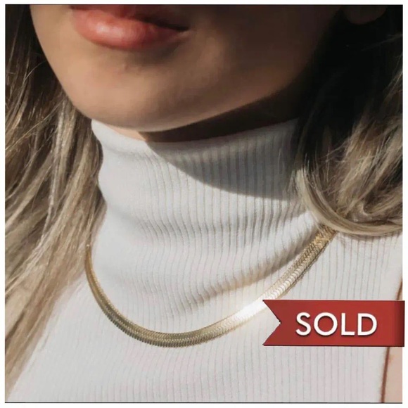 Jewelry - 24k gold plated herringbone layering necklace authentic, Brand NEW! trending 22’